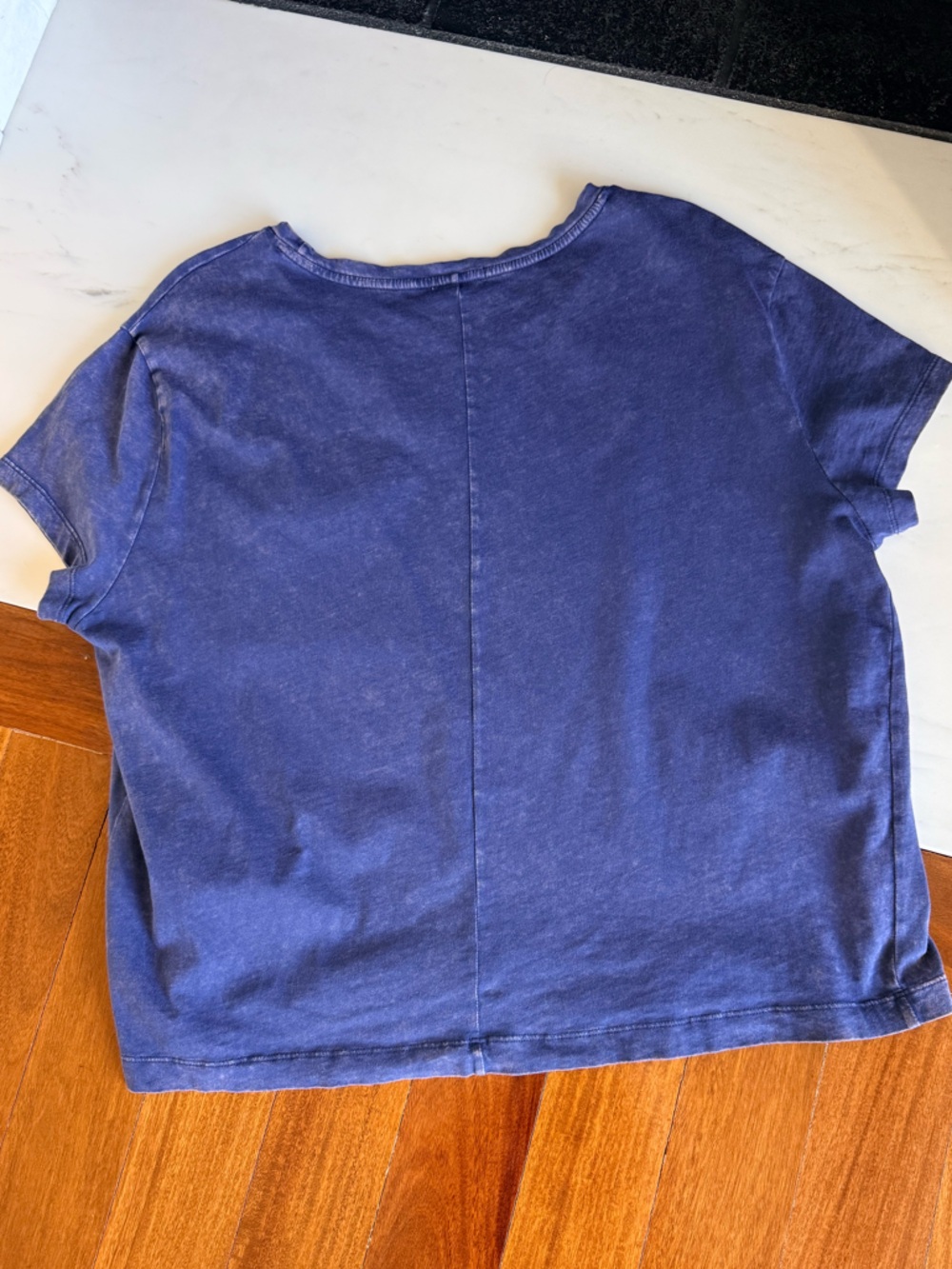 GAP Women's Top Tee Shirt Tie Dye Short Sleeve Crewneck Boxy Navy Pocket Size M - Picture 10 of 17